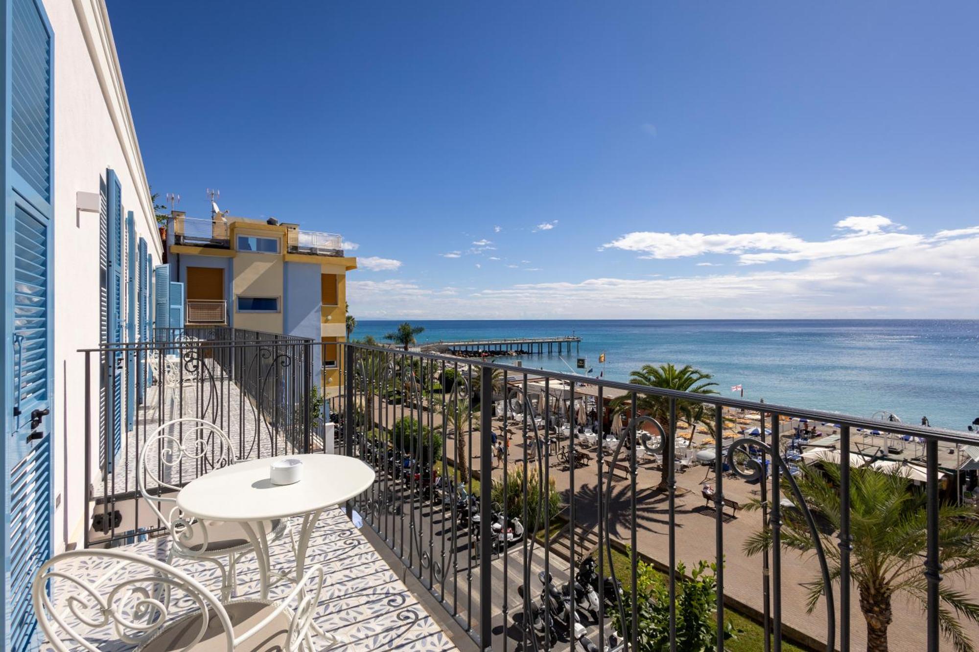 A'Mare Boutique Hotel & Spa Pietra Ligure Zewnętrze zdjęcie